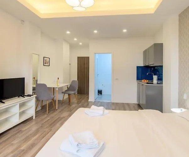 Center Premium 2 Апартаменти