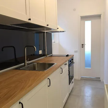 Center Premium 2 דירה בוקרשט